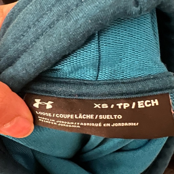 Under armour workout sweatshirt - Picture 3 of 3